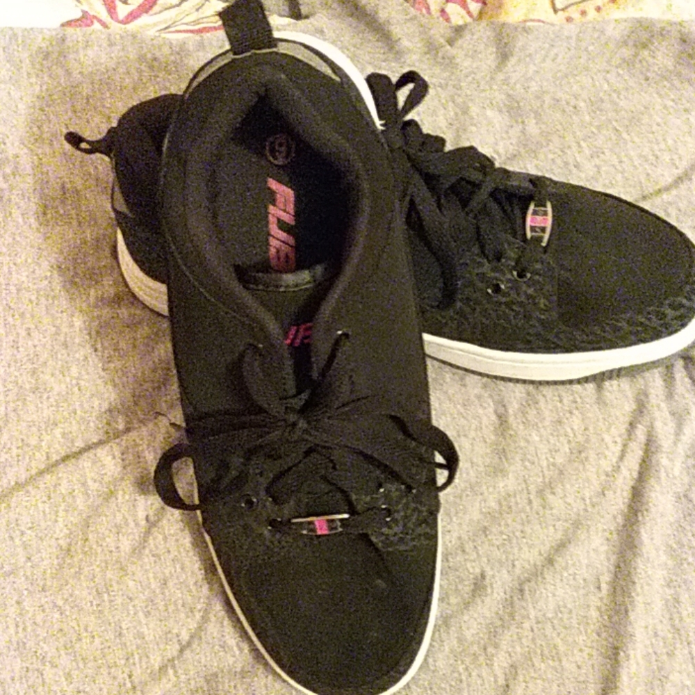 FUBU -Men's Basketball Shoe